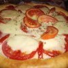 pizza-s-svjezim-paradajzom